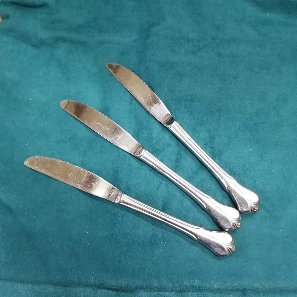 Set Of 3 Oneida Gatsby Knives Northland Stainless 8 3/4